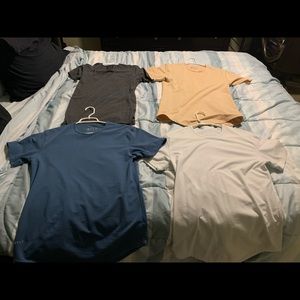 Selling a Bundle of T-shirts! Nearly worn!!